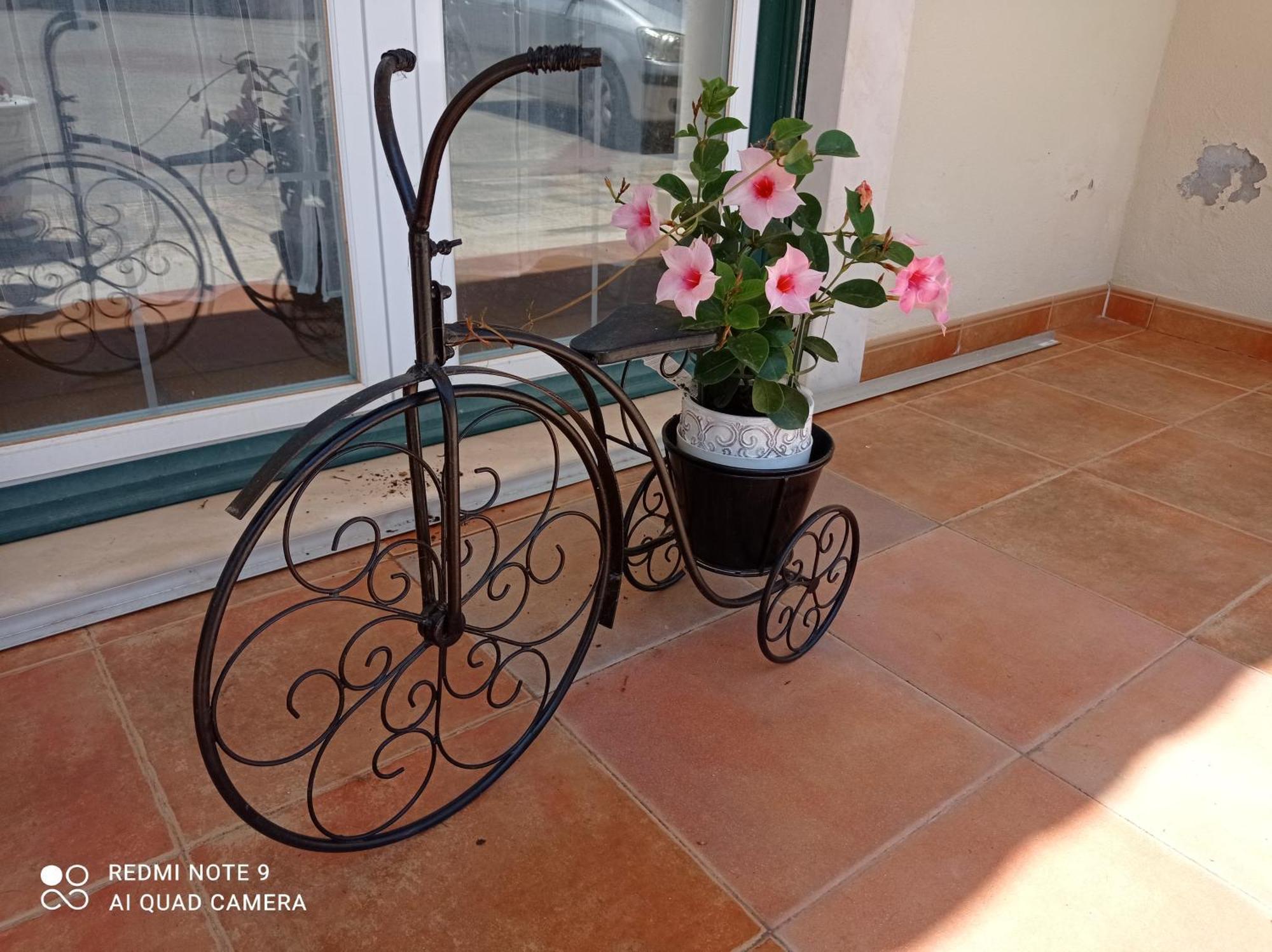 Bed and Breakfast Chez Sylvie Et Alain Lamas Exterior foto